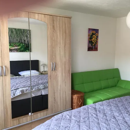 דירה Fruehsonnige Innenstadt-vollkomfort-wohnung ציטאו