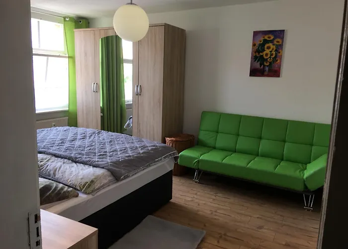 Fruehsonnige Innenstadt-vollkomfort-wohnung تسيتاو